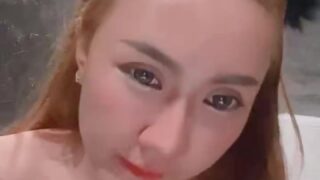 คลิปหลุดมาใหม่ คลิปโป๊ Juniijune น้องจูน สาวเซ็กซี่นมสวยหีชมพู เอาควยปลอมมายัดหีที่ห้องน้ำห้าง